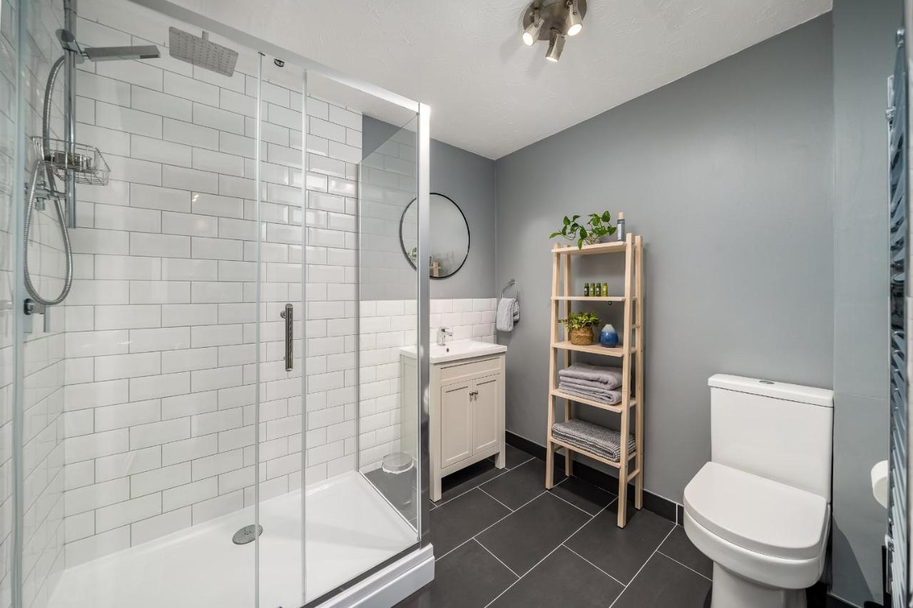 לונדון Homely And Stylish Bermondsey Apartment With Parking מראה חיצוני תמונה